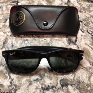 Black men’s rayband sun glasses